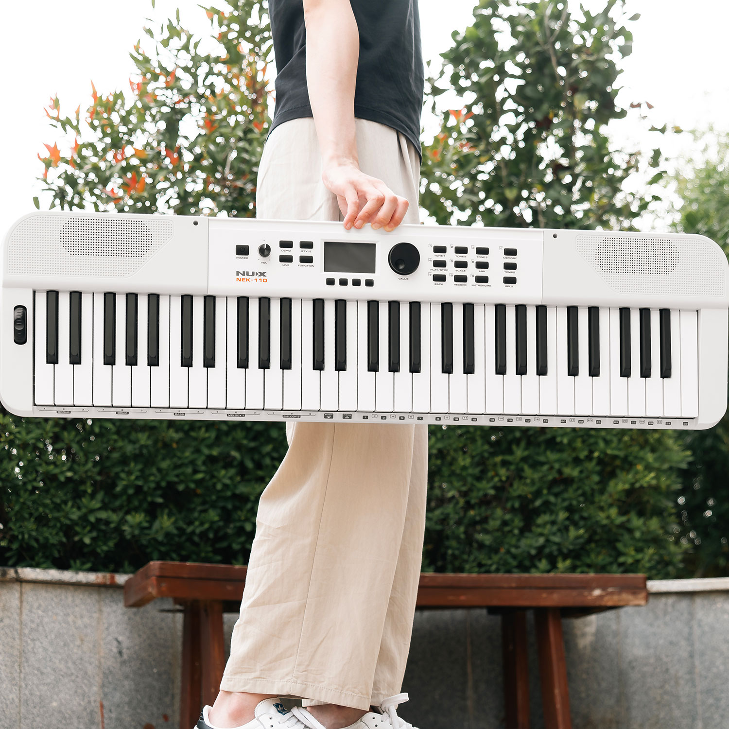 NEK-110 61-Key Portable Keyboard