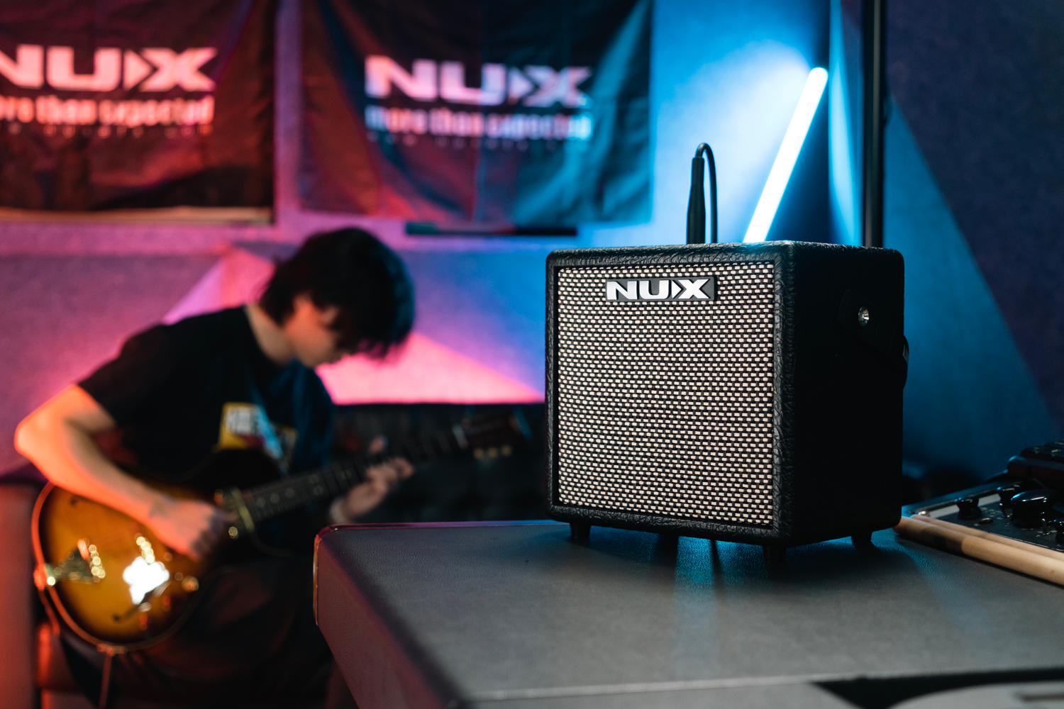 NU-X Mighty 8 BT mkII Guitar Amplifier Mightty 8BT mkII