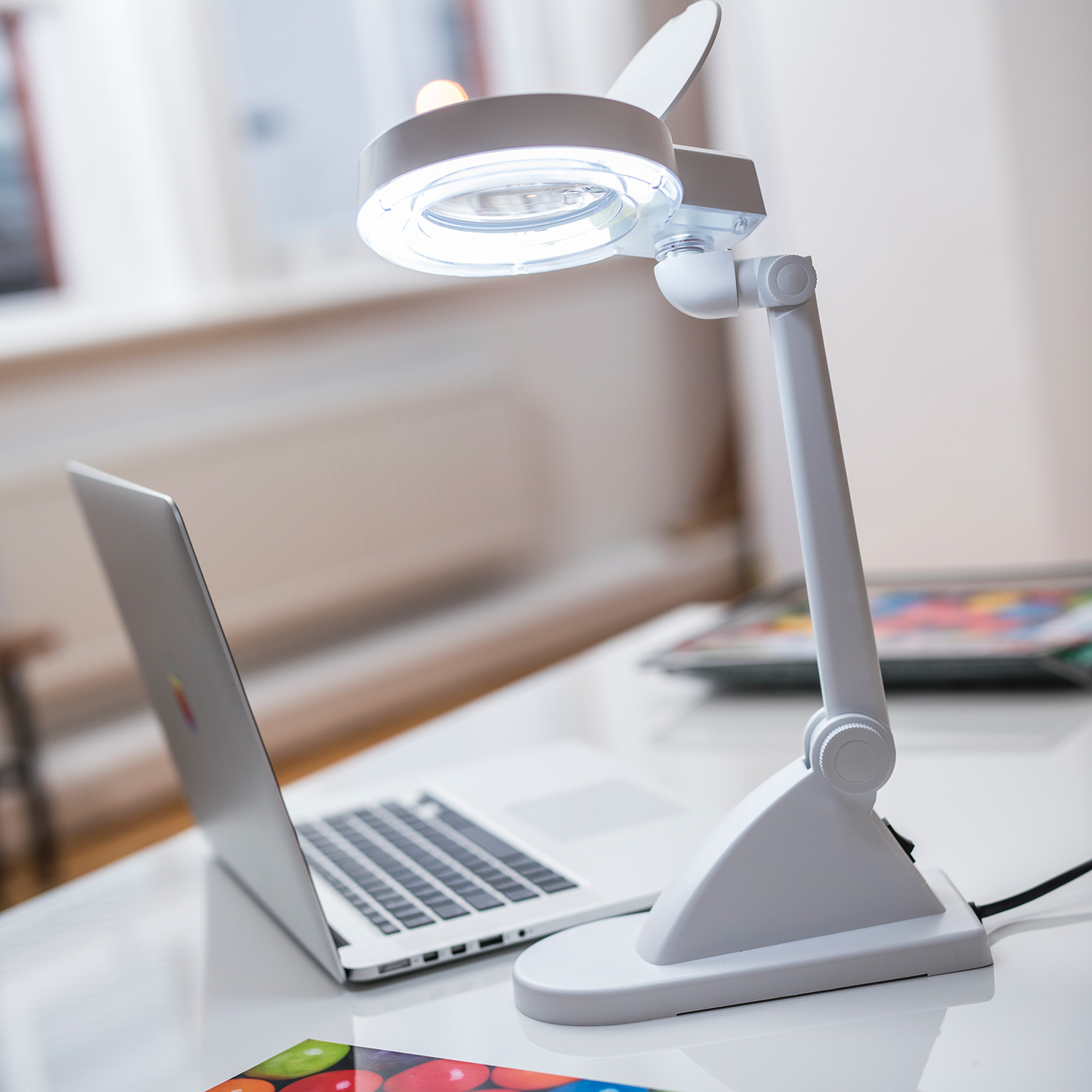 DESK DESKTOP TABLE ILLUMINATED MAGNIFIER MAGNIFYING GLASS LAMP LIGHT